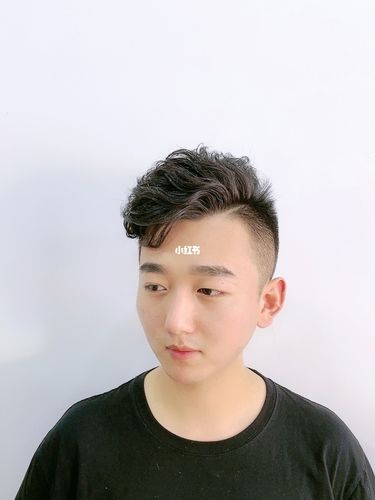 男士纹理侧背_发型_时尚_时尚_发型