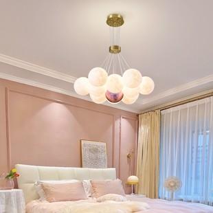 北欧轻奢网红客厅吊灯创意个性3d立体卧室灯温馨可爱少女风房间吊灯