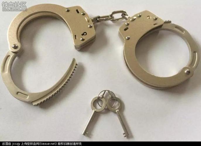 [原创]警用新一代钛合金手铐(三片齿轮防拔)