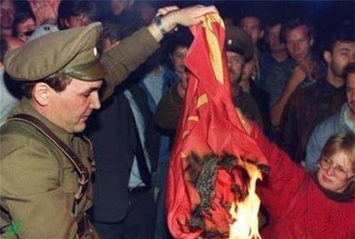 什么样的苏联解体后自杀殉国的最高级别元帅是谁他的遗言令所有人动容