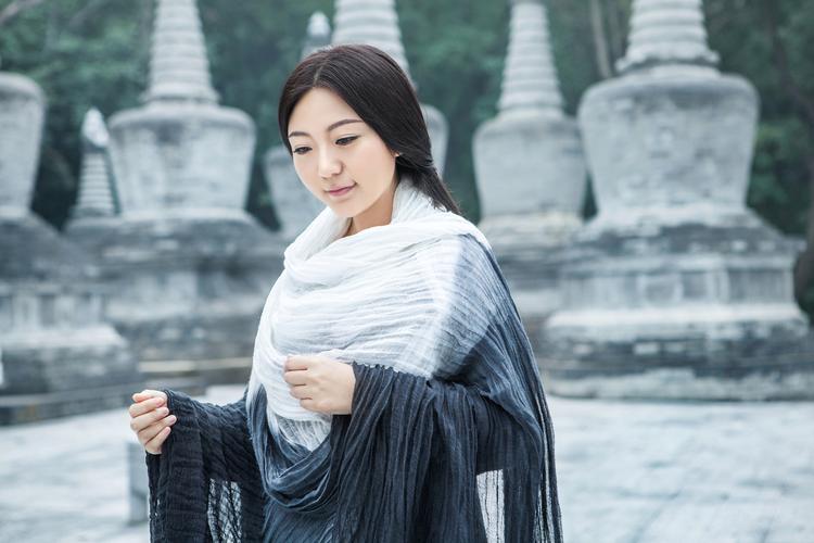 精致音乐典范,堪比王菲的歌手刘珂矣,老歌《风筝误》再次走红