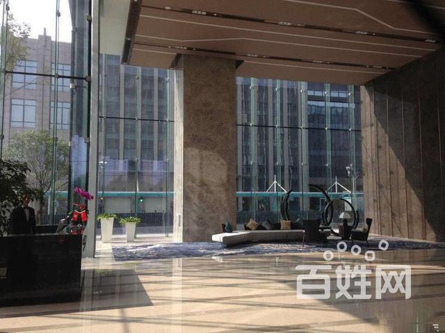 a8高铁站旁新楼盘独栋交房万众大厦2400平可分组