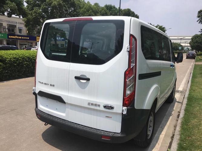 二手江铃 全顺 2017款 新世代2.0t 柴油多功能商用车