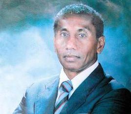 陈仲民(巴布亚新几内亚首位华裔总理)