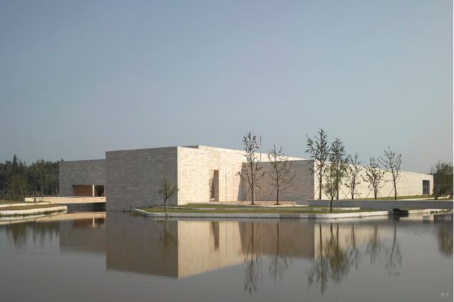 走进良渚博物馆领略历史与当下的文化内涵