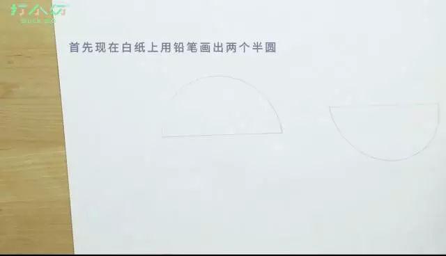 还觉得教孩子画画难吗不急教你用半圆画出小动物