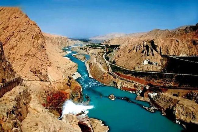 和田乌鲁瓦提水利枢纽