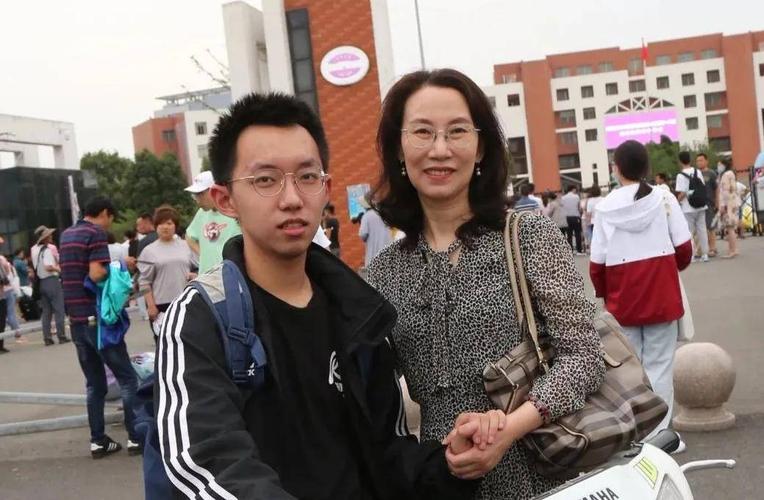 连云港文理科第一名出来了,均来自江苏省新海高级中学