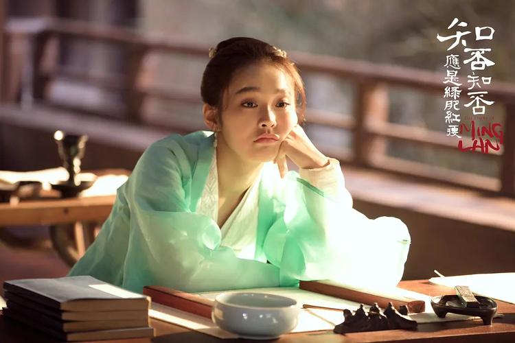 为什么是她像张佳宁,因为我先认识张佳宁才认识吴倩