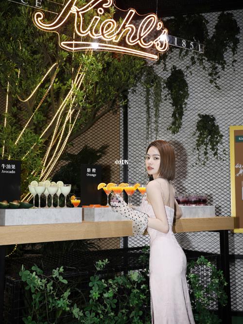 豆豆_babe x 科颜氏170周年_科颜氏怎么样_裙子_外滩