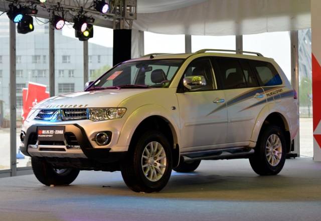 三菱帕杰罗·劲畅