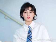 张子枫高考后疯狂健身,看到马甲线后,女生忍不住舔屏了!