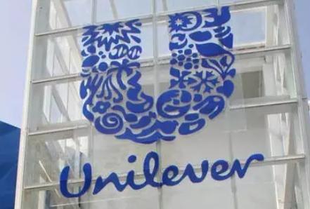 联合利华是荷兰的人造黄油公司和英国的香皂公司合并而成的,现在是