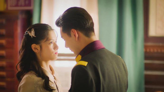 一见倾心定档# 陈星旭,张婧仪主演的民国题材的电视剧《一见倾心》