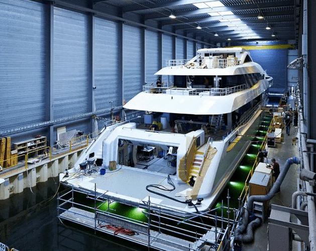 挑战与灵感heesen60米超级游艇falcon项目下水