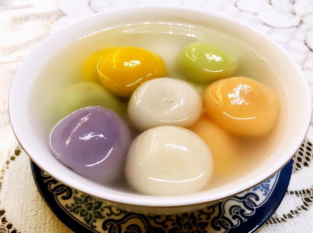 快到元宵节了,汤圆别再煮着吃,试试几种新鲜吃法,上桌