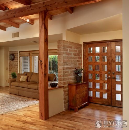 美式风格双开实木门装修效果图 棕色实木门图片