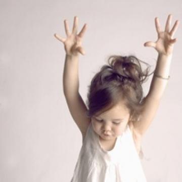 欧美可爱小孩微博头像 不必试着去遗忘