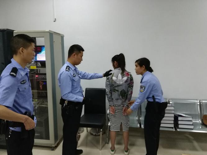 自投罗网!女逃犯异地办理护照 被广元出入境民警及时挡获