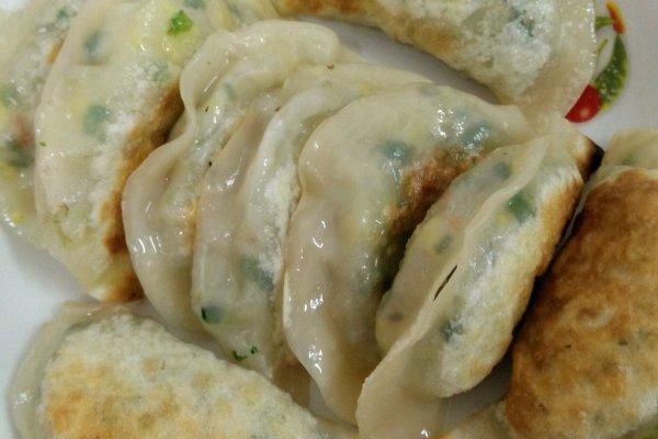 韭菜鸡蛋粉丝煎饺
