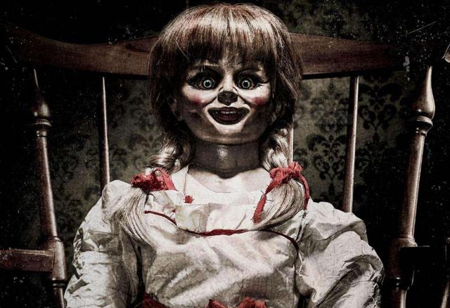 安拉贝尔和瓦拉克的关系安娜贝尔为什么会在招魂里面出现