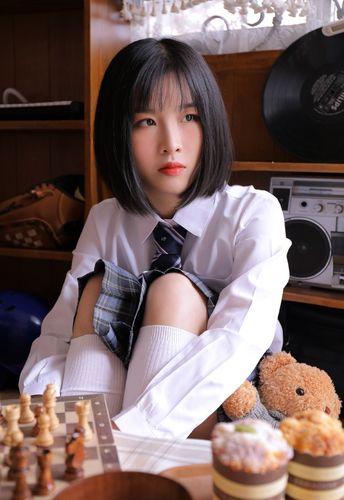 jk制服美女学生妹白丝美腿写真