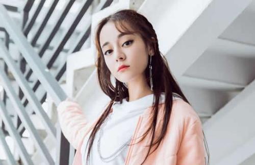迪丽热巴个人所有资料最新照片写真介绍