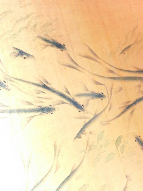 谁能提供唐寅的落花游鱼诗,来配下图