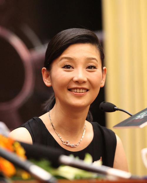 原创暖心泪目影后徐帆继女抹去没有亲生孩子的遗憾
