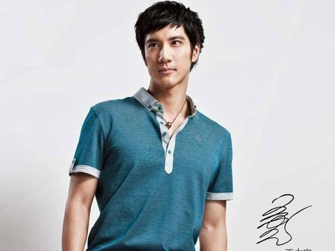 帅气型男王力宏实力音乐偶像巨星,人称情歌小王子