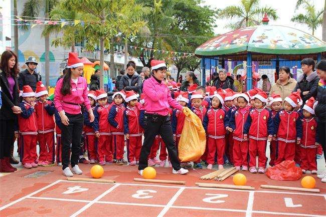 幼儿园圣诞节亲子游戏大全