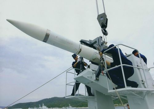 海红旗-7(hhq-7)舰空导弹