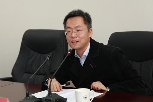 李楠处长介绍了推进教育综合改革,实施管办评分离,激发教育新活力的