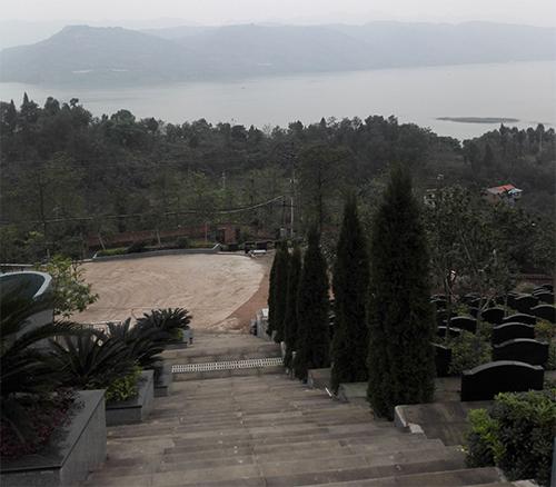 重庆龙台山陵园