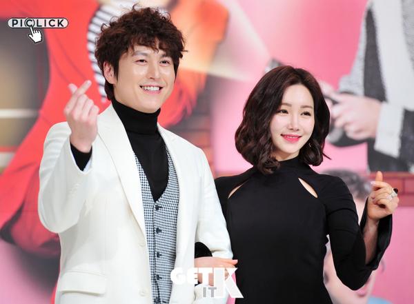 《爸爸好奇怪》制作发布会,柳秀荣炫耀新婚生活