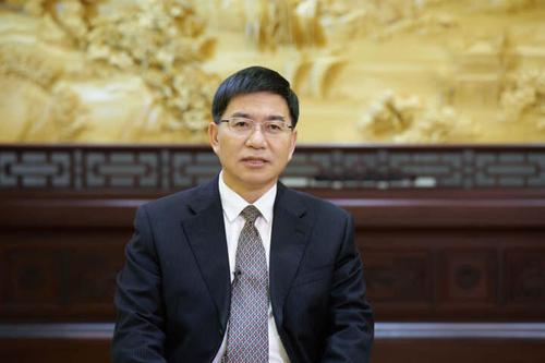 4月1日,浙江新闻客户端记者就"跟着总书记学思维"的主题采访了金华