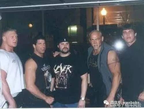 wwe布洛克莱斯纳和老婆赛博,最不想让你看到的14张图