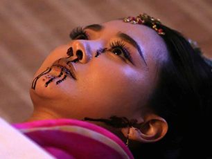 人死亡后七窍流血是否正常?