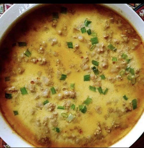 午餐(11:30) 肉沫鸡蛋羹 粉丝炒椰子菜 冬瓜海白汤