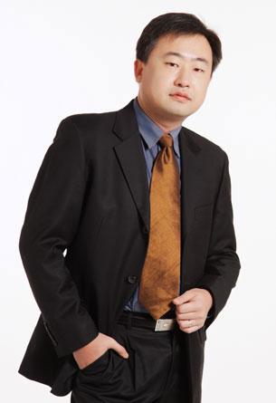 侯杰:证券理财部副主编