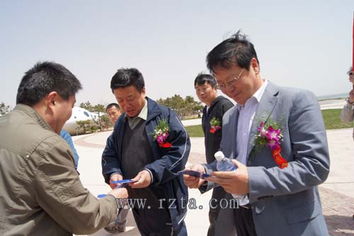 "观世博,游山东,看日照",梦幻海滩开业暨第二届徒步大会启动