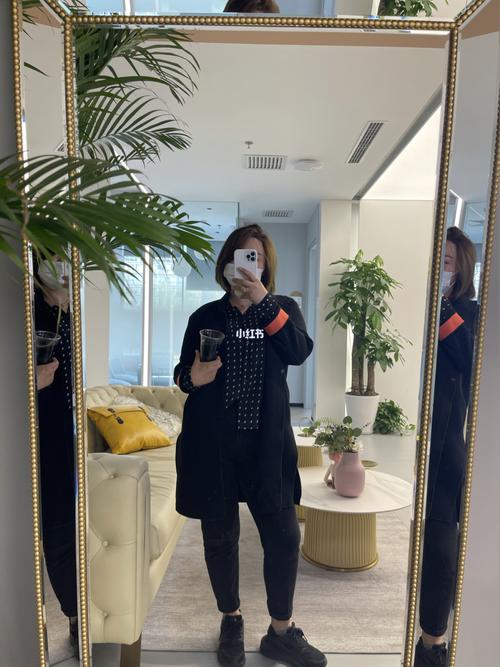 一米六 145斤 真胖妹的穿搭分享_穿搭_微胖穿搭_高腰裤_高跟鞋_显瘦