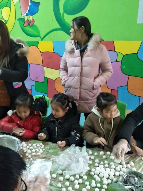 金苗苗幼儿园亲子活动包汤圆 - 美篇