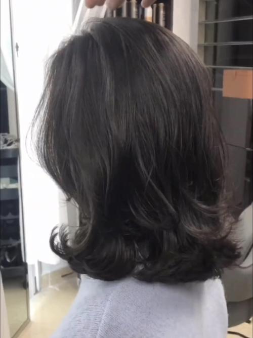 锁骨烫发发型_小红书