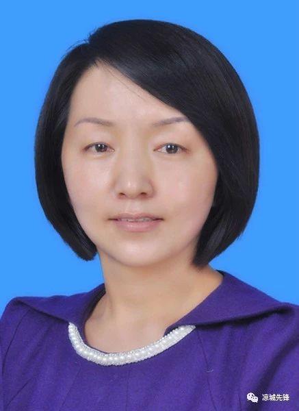 吴云霞,女,汉族,中共党员,内蒙古党校在职研究生,现任乌兰察布市凉城