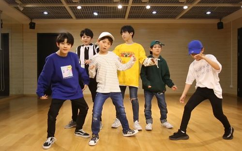yhboys《closer》练习室舞蹈视频(170606)