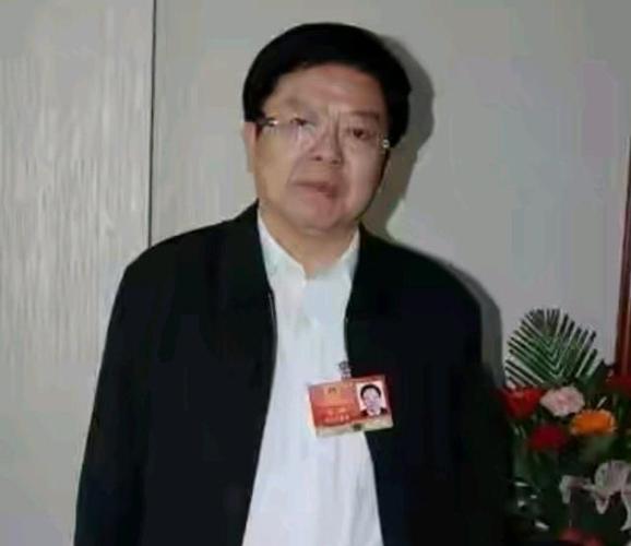 年,王阳仕途实现三连跳:2010年,他从抚顺市长任鞍山市市长,后任阜新