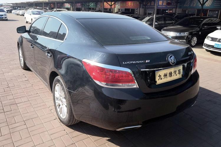 别克 君越 2010款 2.0t舒适版