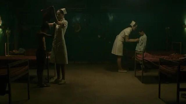 电影:《进化岛》一部把恐怖片拍成诗的电影,美到窒息