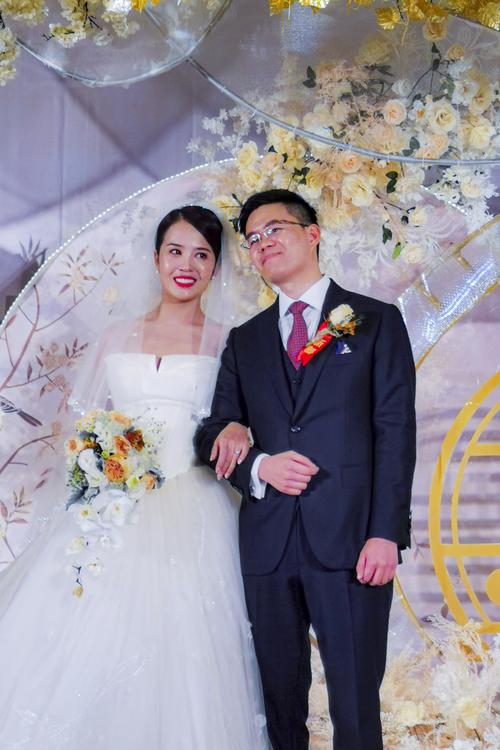 广东省吴川市黄坡大岸村黄府世纪婚礼